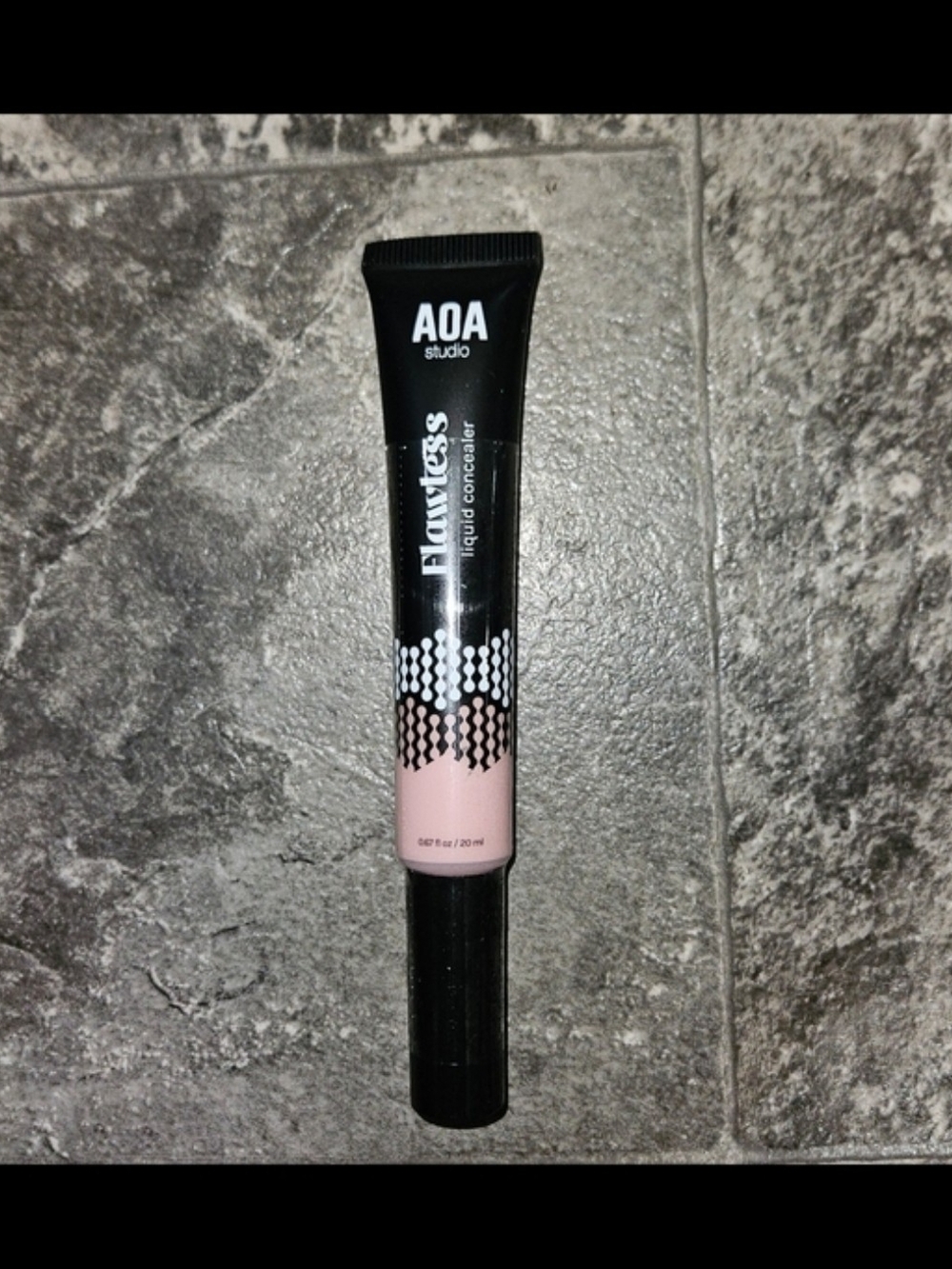 AOA Studio Flawless Liquid Concealer in Pink 0.67fl oz BNIB